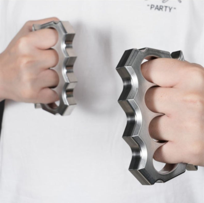 Steel Oval Hole EDC Outdoor Knuckle Dutsers