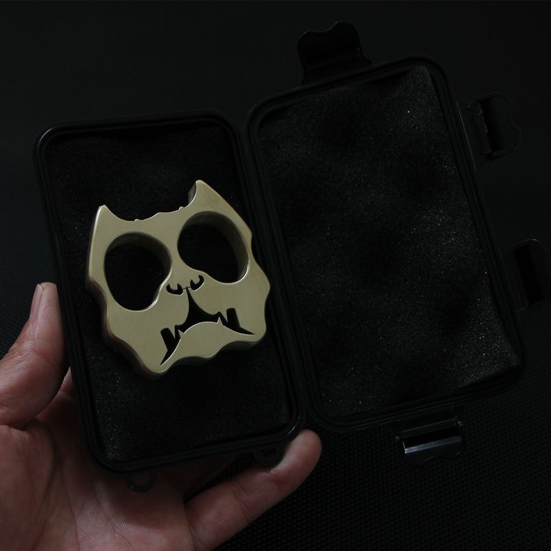 Thickened Dog Head Brass Knuckle Dusters Two-hole Outdoor Tool