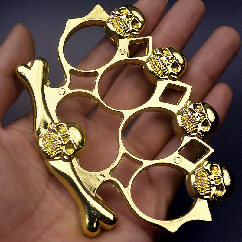 Five Skulls Shape Style Outdoor Pocket  EDC Knuckle Dutsers