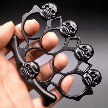 Five Skulls Shape Style Outdoor Pocket  EDC Knuckle Dutsers