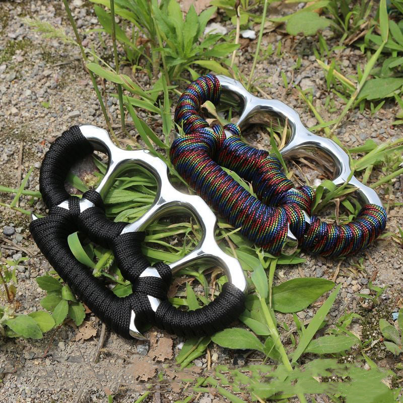 Thickened Steel EDC Knuckle Dutsers Tool with Paracord