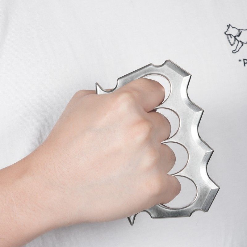 Steel Oval Hole EDC Outdoor Knuckle Dutsers
