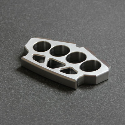 304 Steel Creative Maple Leaf Shape Knuckle Dusters