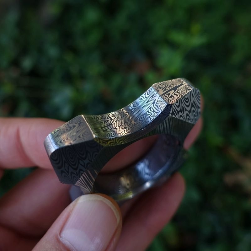 Damascus One Hole Knuckle Dusters with Damask Bottle Opener
