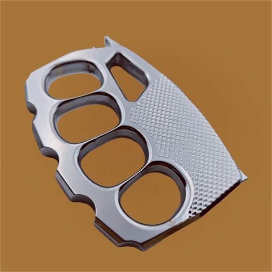 Large Hole Thickened Zinc Alloy Eagle Scale Pattern Knuckle Dusters