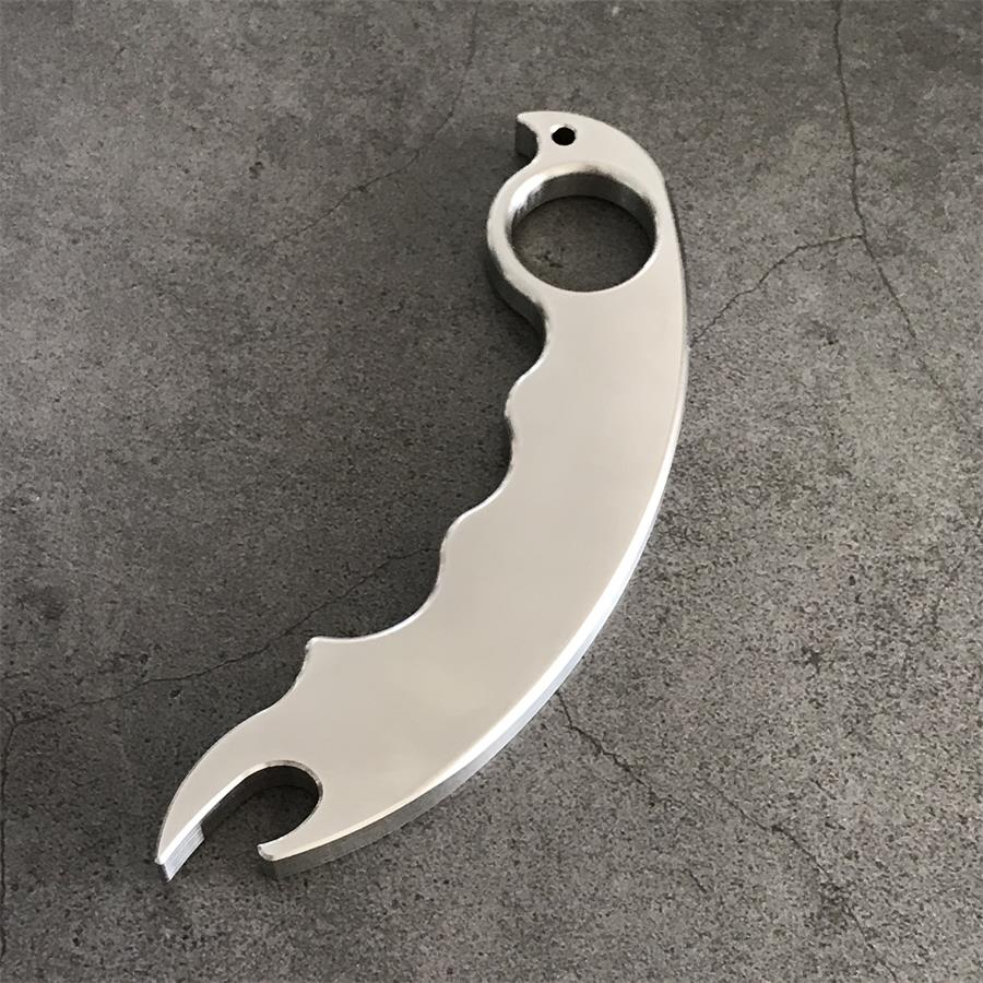 Multifunctional Knuckle Dusters Bottle Opener EDC Keychain