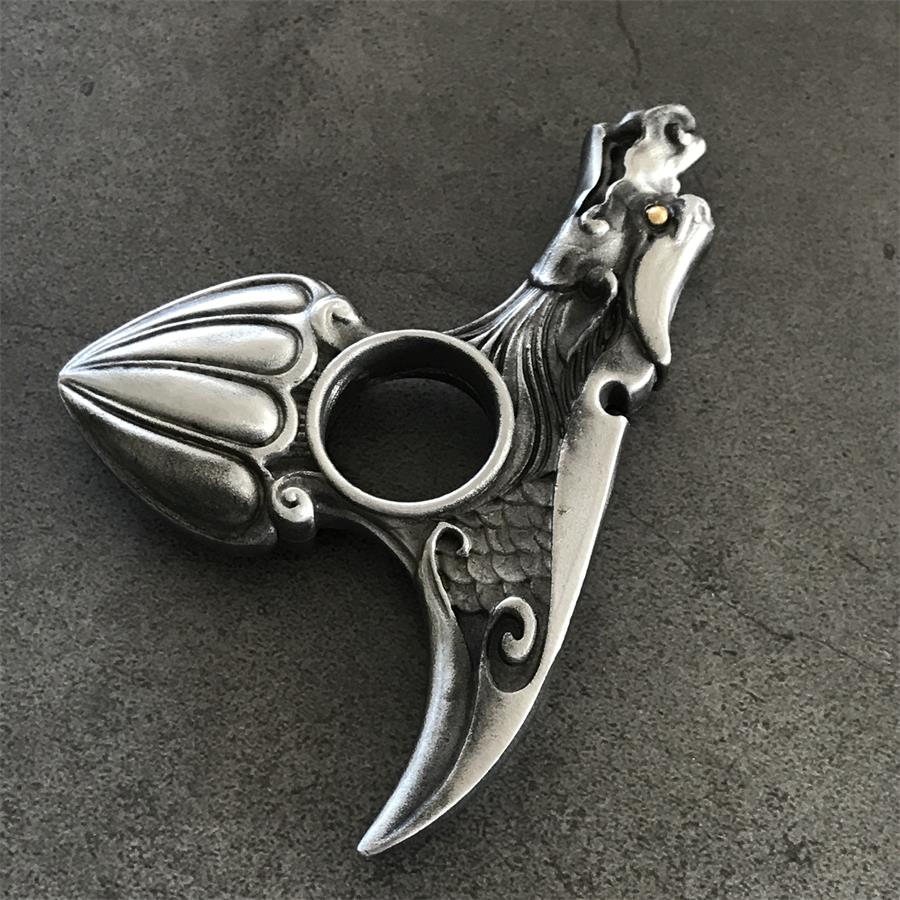 EDC Creative Knuckle Duster Dragon Pattern Tool