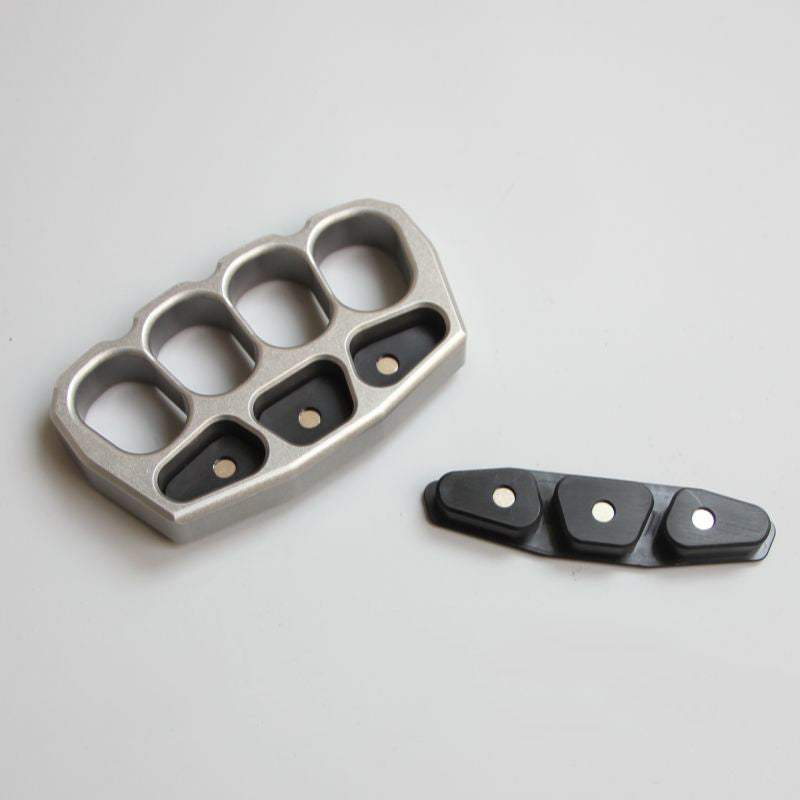 Magnetic Clip 304 Steel Knuckle Dusters Outdoor EDC Tool