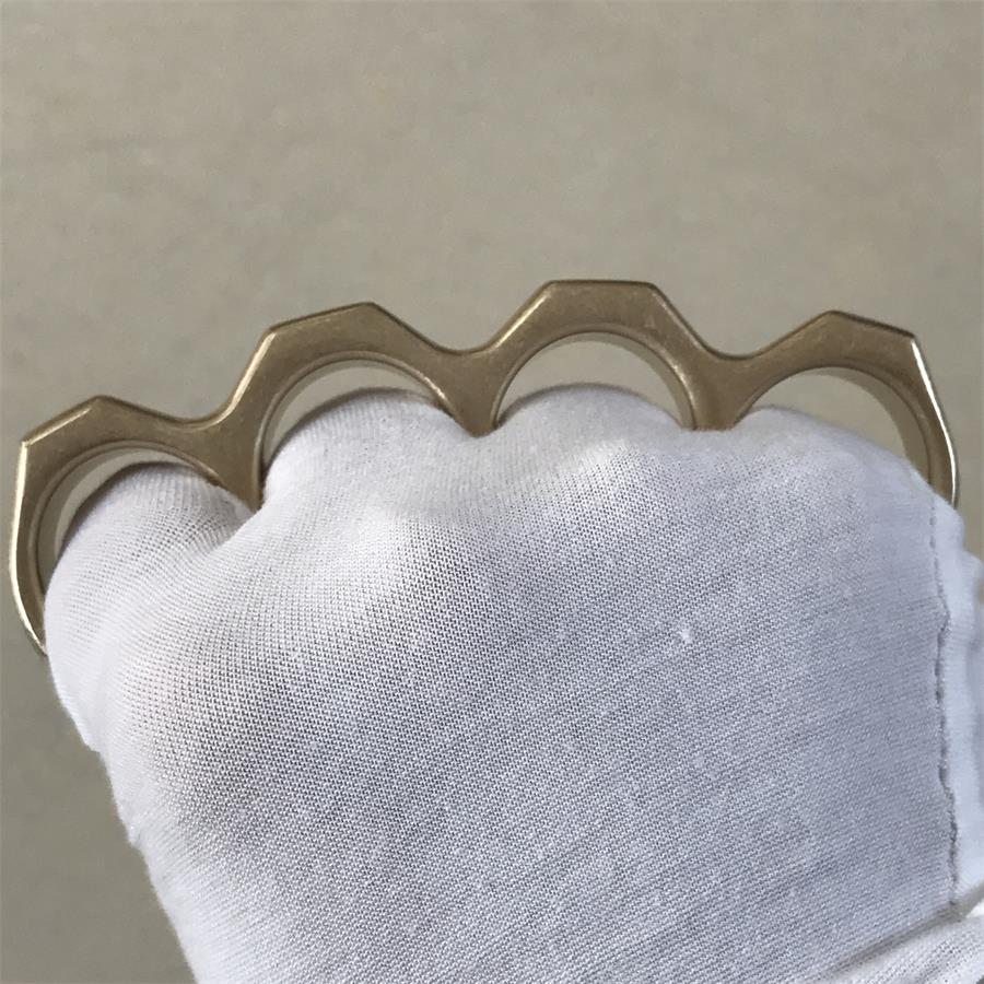 Stonewashed Classic Brass Knuckle Dusters Outdoor Tool