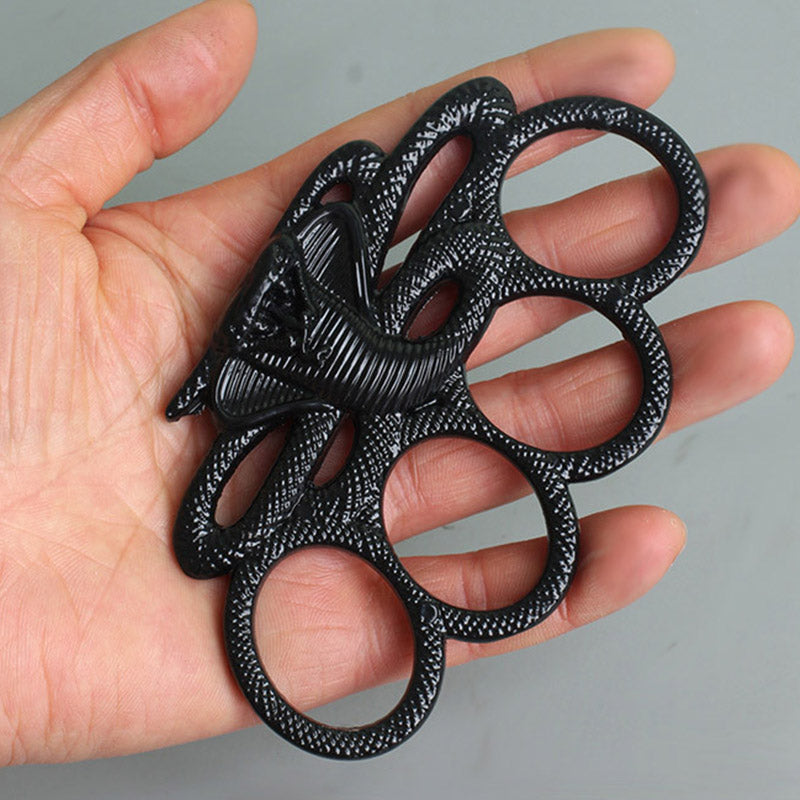 Snake-Inspired Knuckle Duster Outdoors EDC Tool