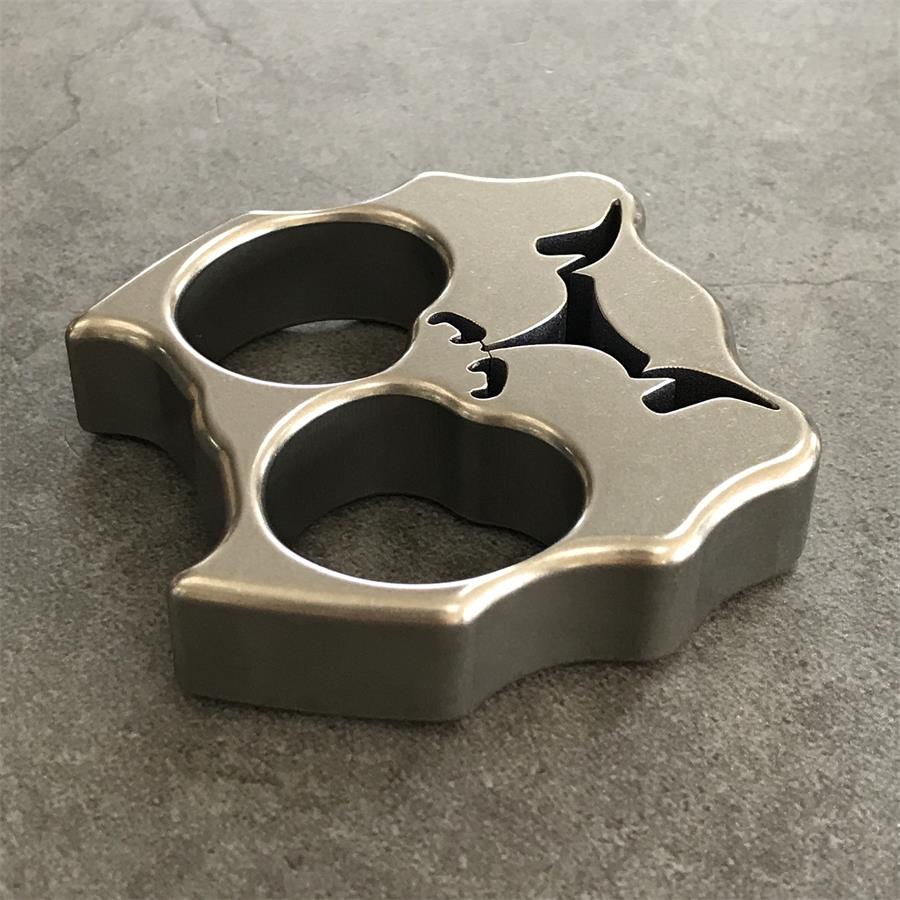 Dog Head Titanium Knuckle Dusters Two-hole Outdoor EDC Keychain Easy Carry