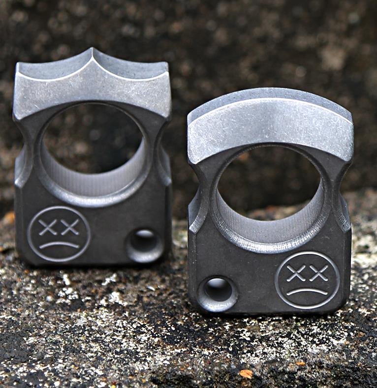 Various Styles of Mini Titanium Multifunctional Outdoor Pocket Knuckle Dutsers