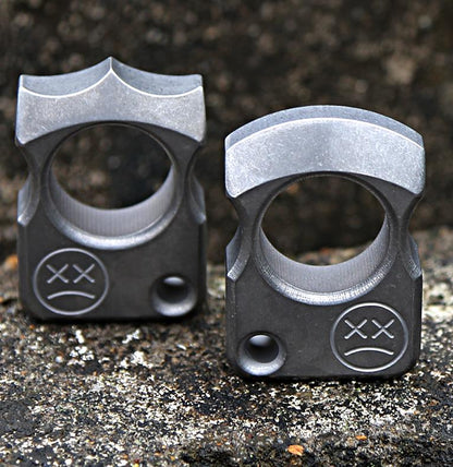Various Styles of Mini Titanium Multifunctional Outdoor Pocket Knuckle Dutsers